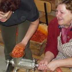 Embutiendo el chorizo